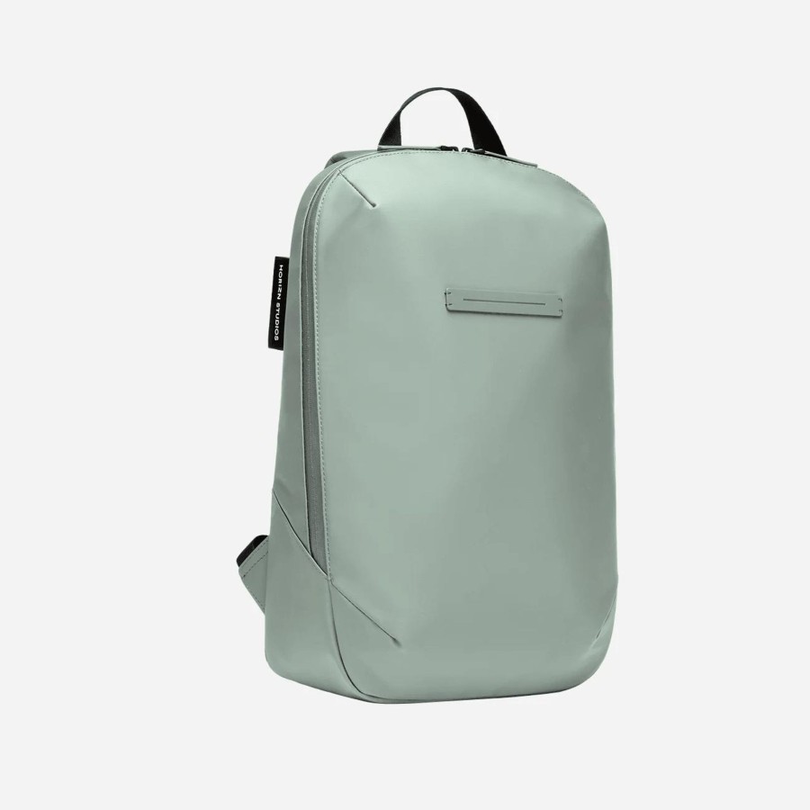 Business Horizn Studios | Gion Backpack Essential M Marine Green